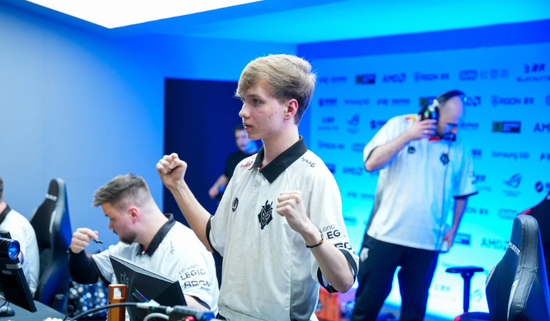 英雄出现 英雄出现